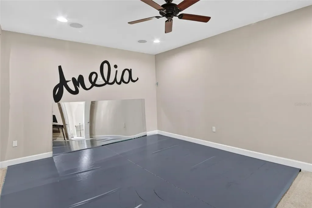 7959 Hampton Lake Drive Tampa FL 33647