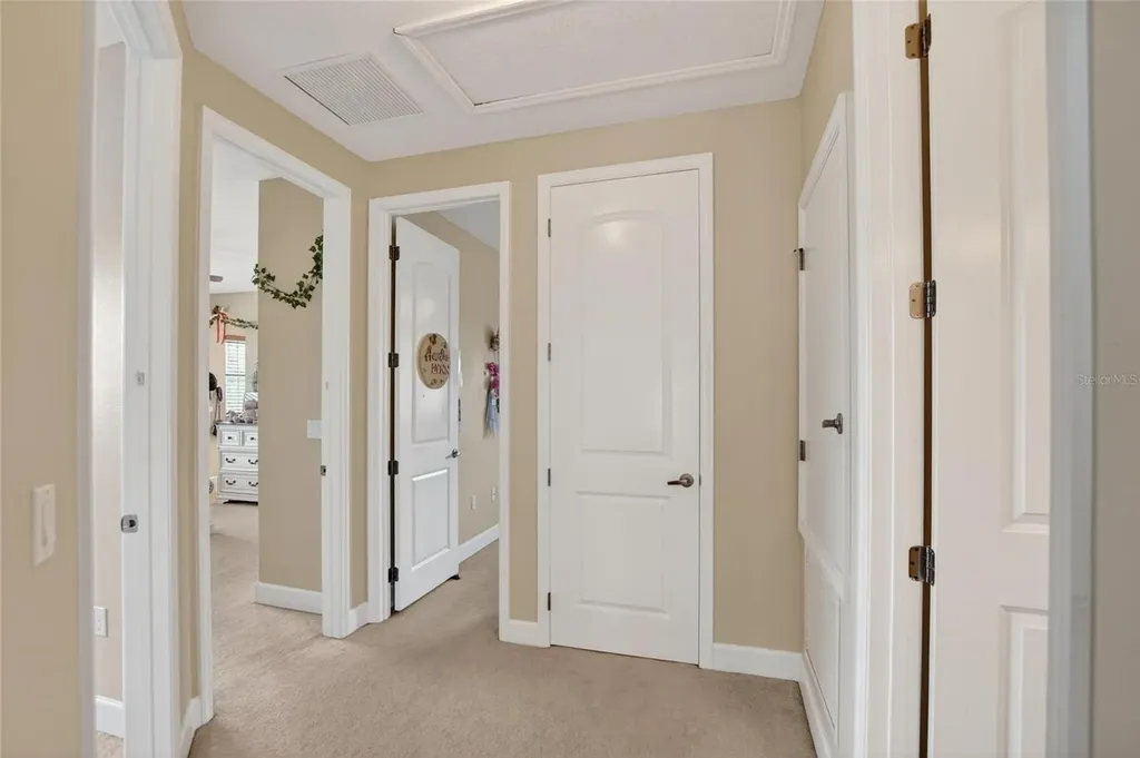 7959 Hampton Lake Drive Tampa FL 33647