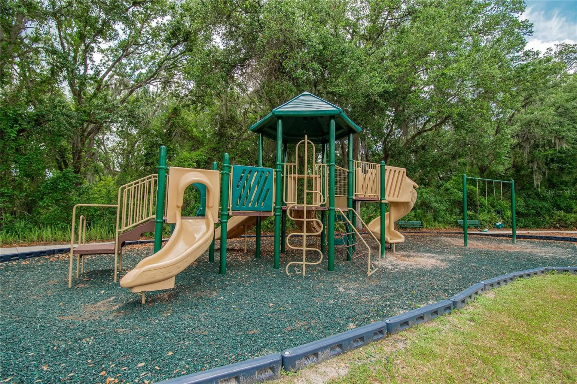 7959 Hampton Lake Drive Tampa FL 33647