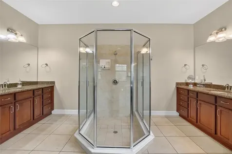 7959 Hampton Lake Drive Tampa FL 33647