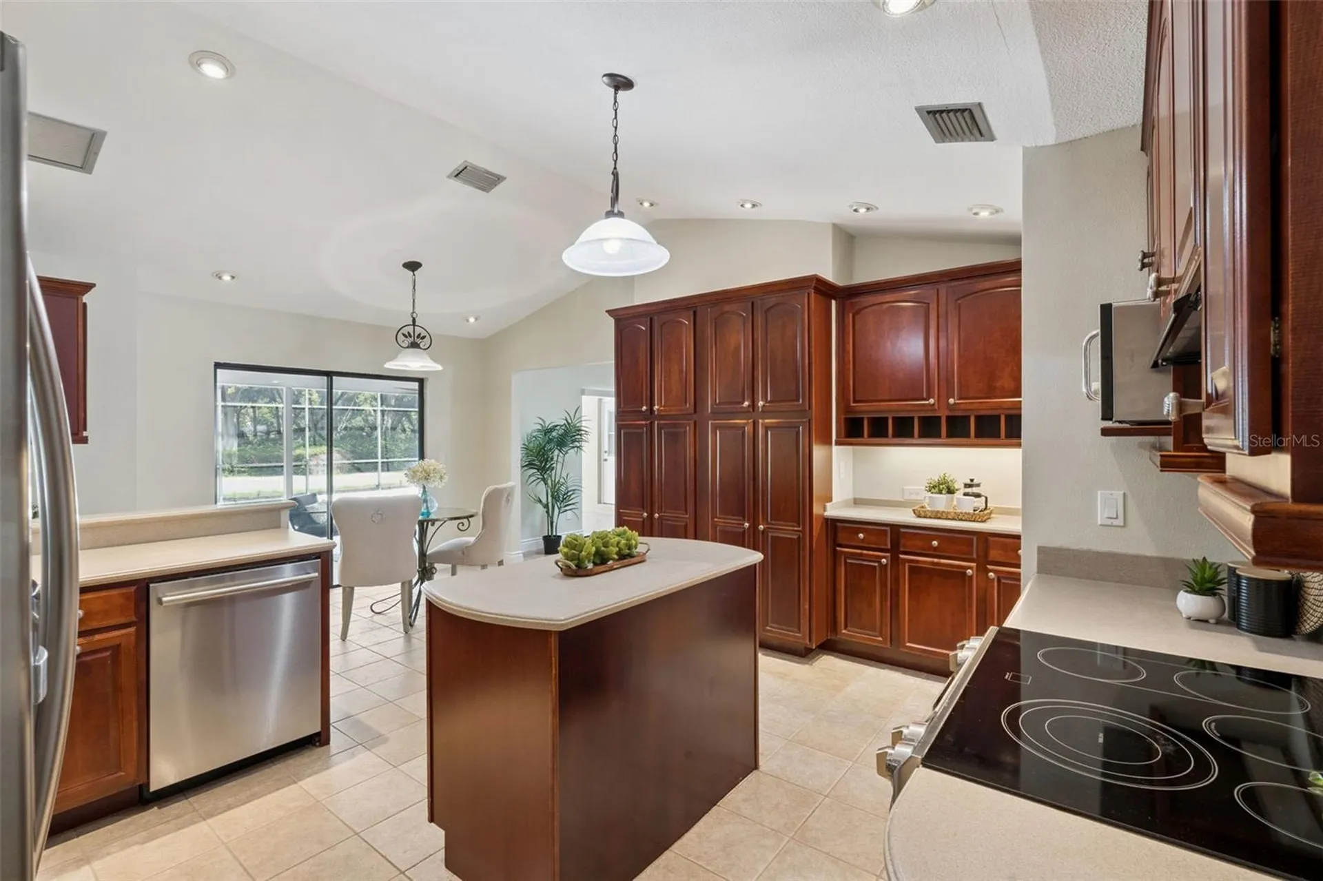 4418 Willow Shade Court Orlando FL 32835