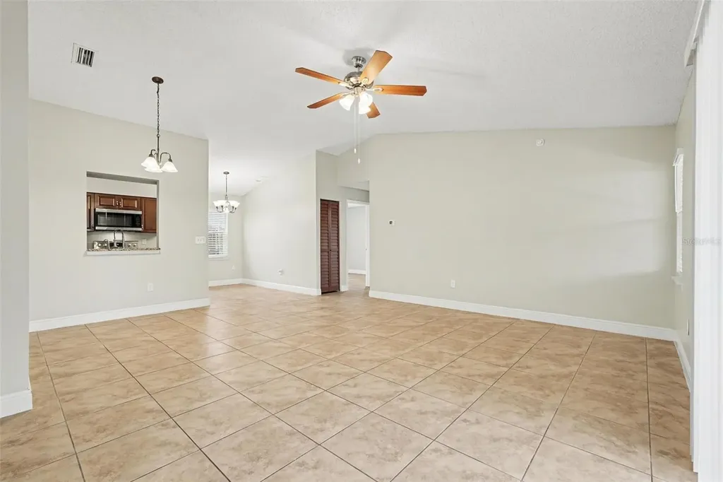 1301 Mohrlake Drive Brandon FL 33511