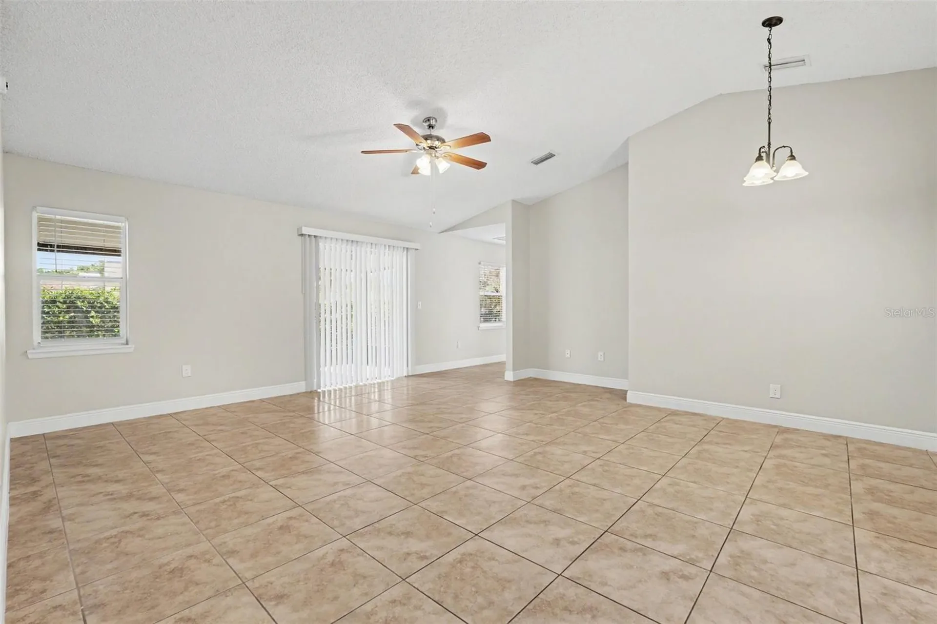1301 Mohrlake Drive Brandon FL 33511