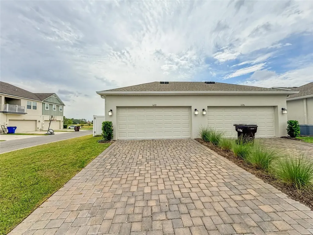 1692 Tohoqua Boulevard Kissimmee FL 34744