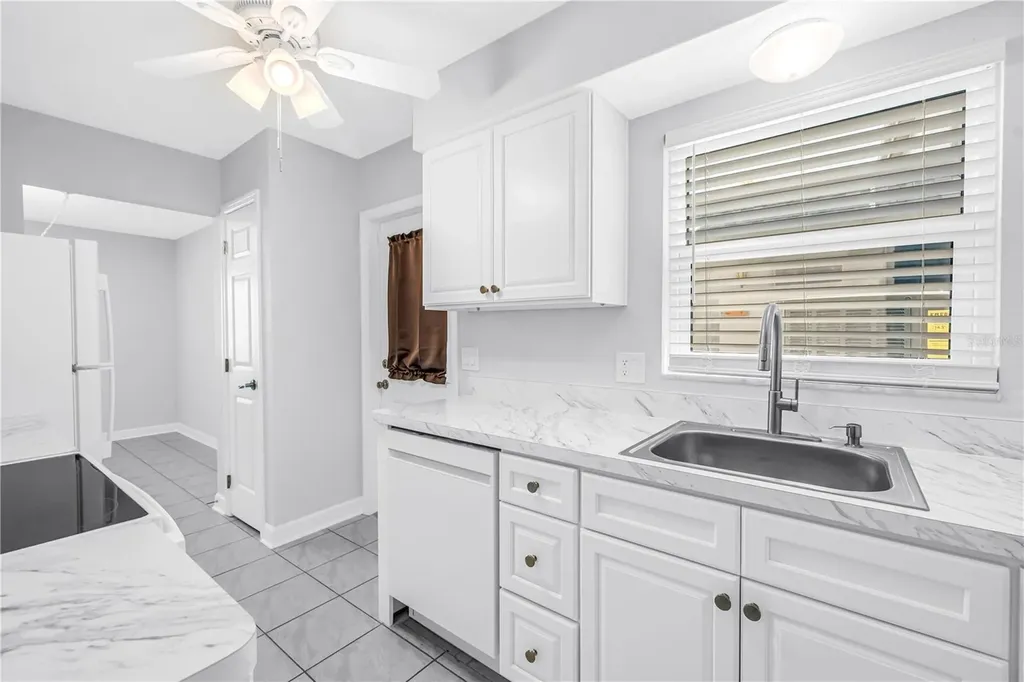 6960 Sunset Drive S South Pasadena FL 33707