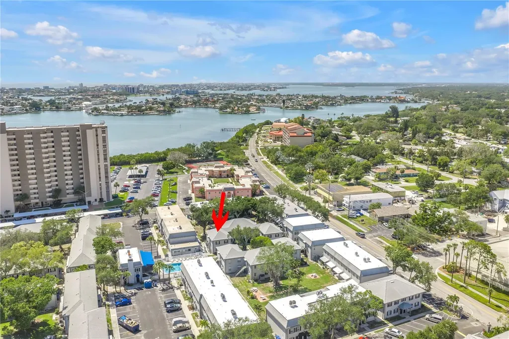 6960 Sunset Drive S South Pasadena FL 33707