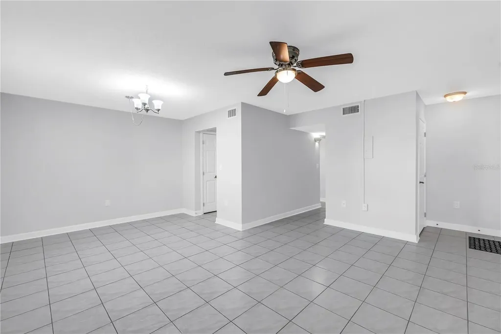 6960 Sunset Drive S South Pasadena FL 33707
