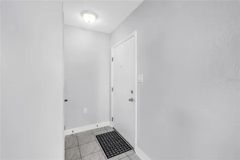 6960 Sunset Drive S South Pasadena FL 33707