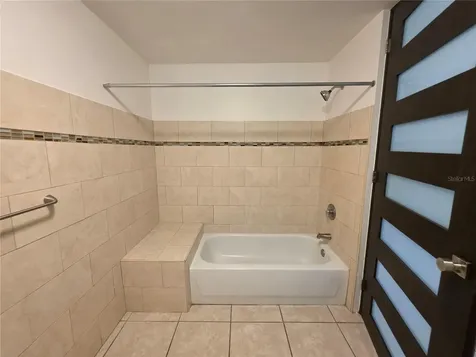 Ave. Palacio De Versalles Palacios Toa Alta PR 00953