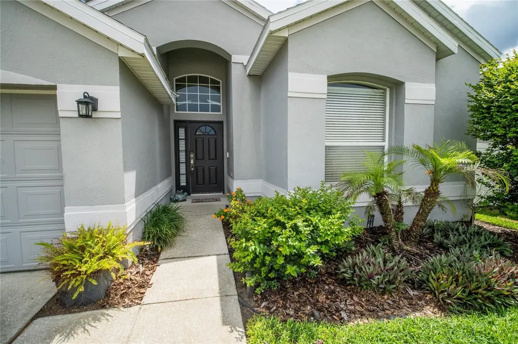 6 Pied Court Orlando FL 32828