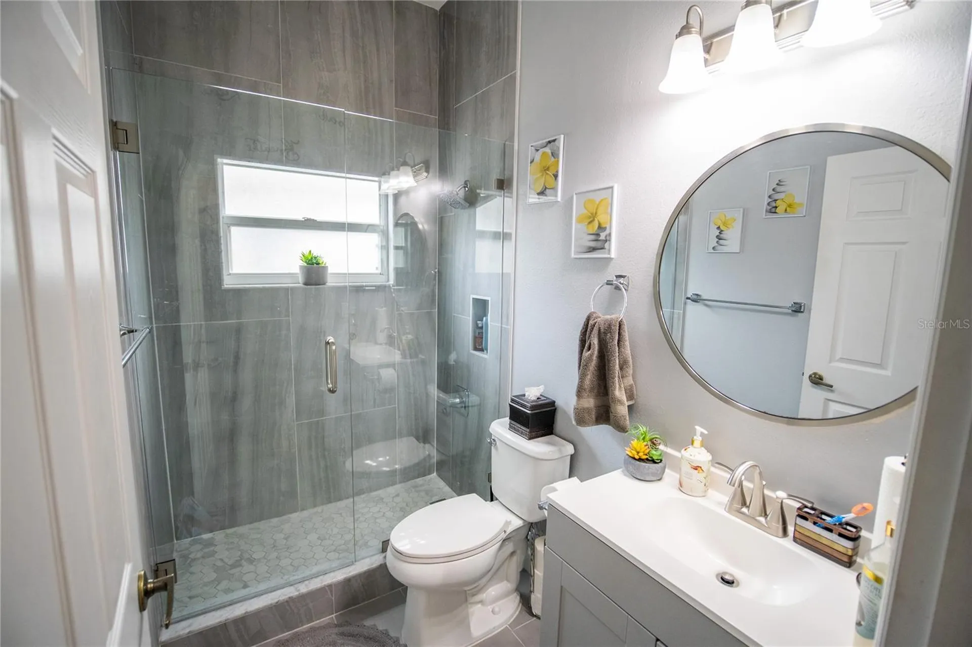 6 Pied Court Orlando FL 32828