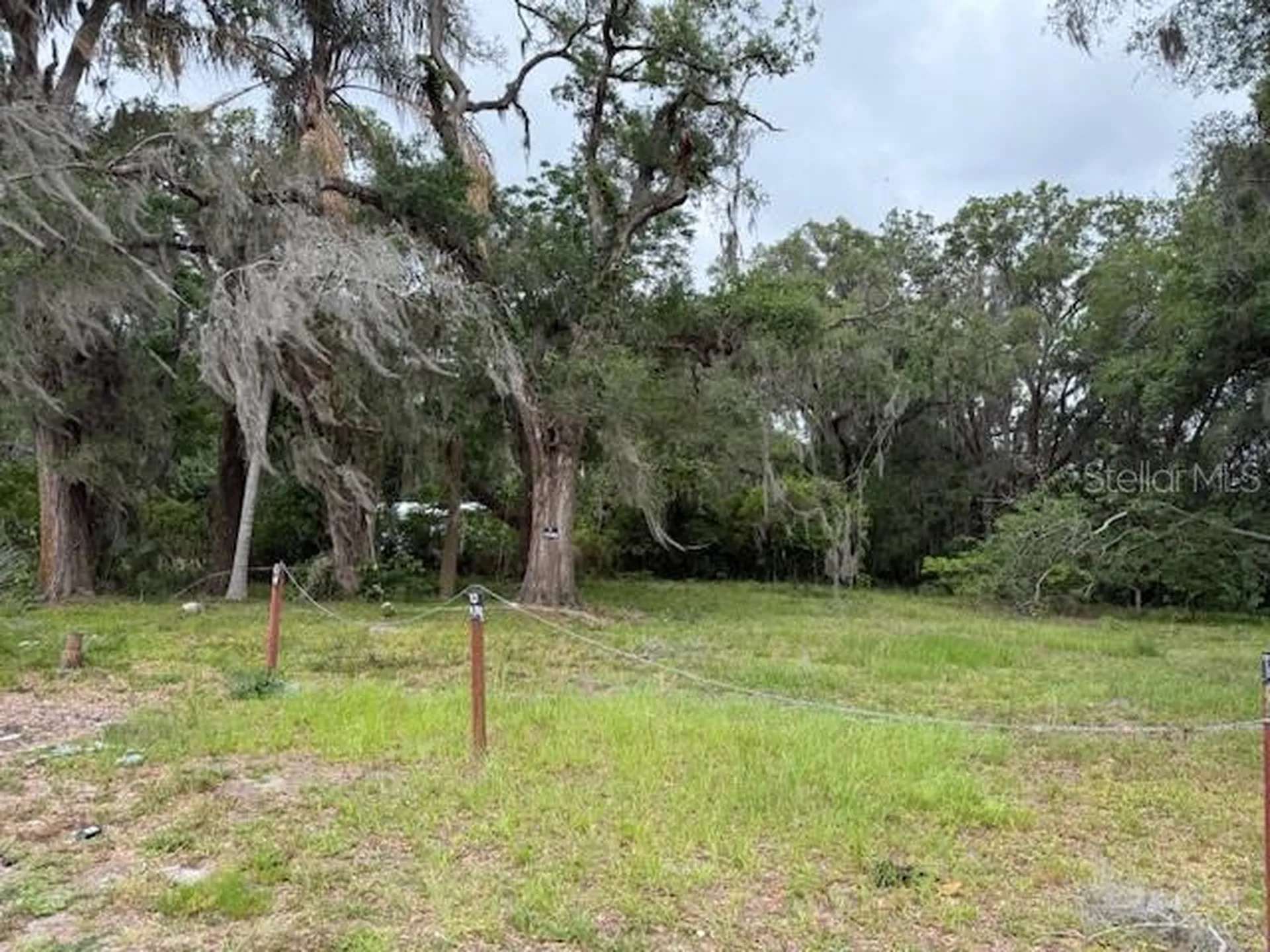 412 York Street Wildwood FL 34785