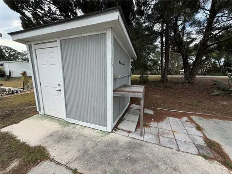 21 Fairview Drive N Haines City FL 33844