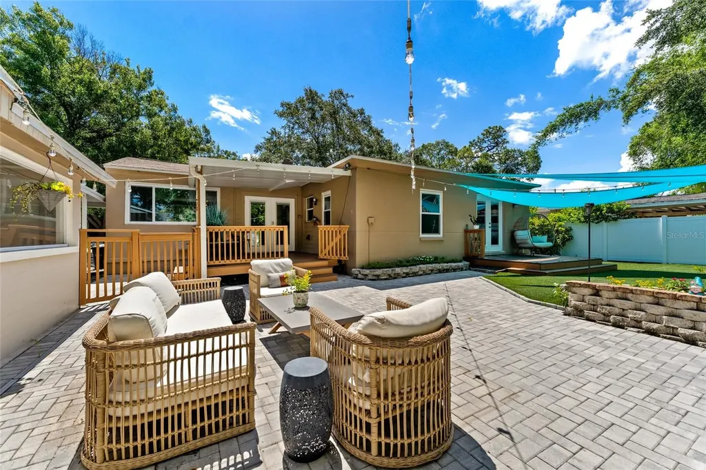 2605 S Manhattan Avenue Tampa FL 33629