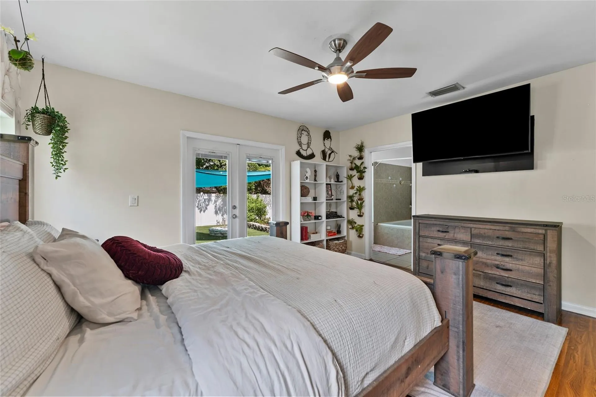 2605 S Manhattan Avenue Tampa FL 33629