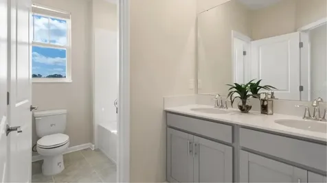 2401 Volunteer Avenue Kissimmee FL 34744