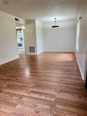 4033 Dream Oak Place Tampa FL 33613