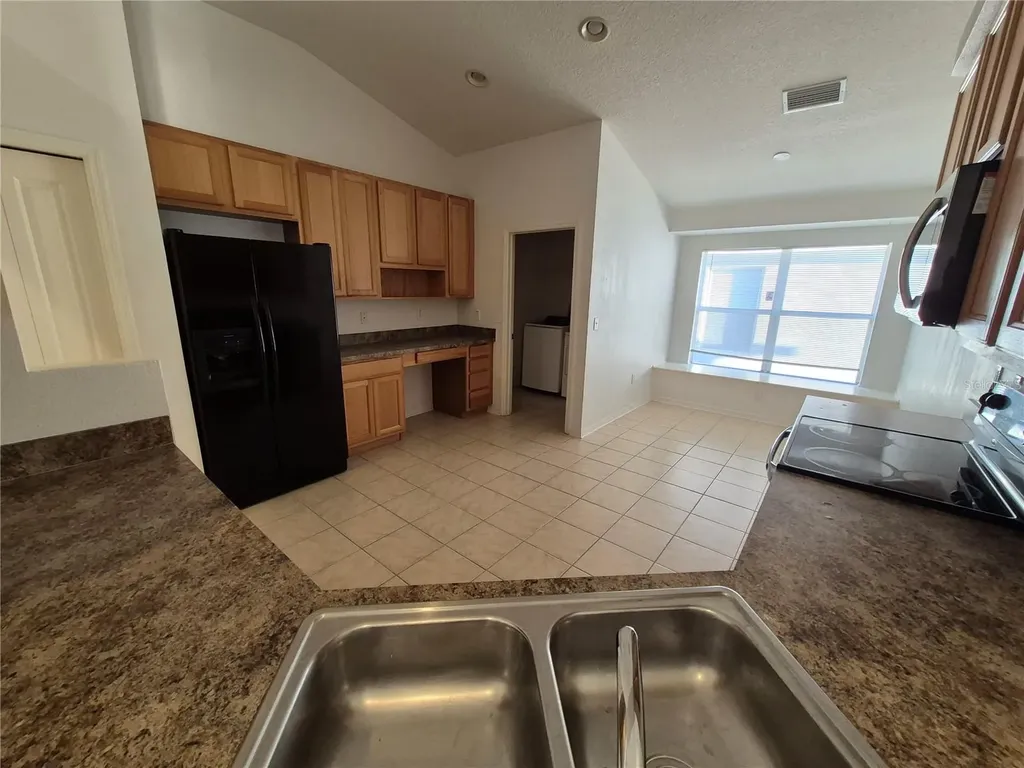 6833 Runner Oak Drive Zephyrhills FL 33545
