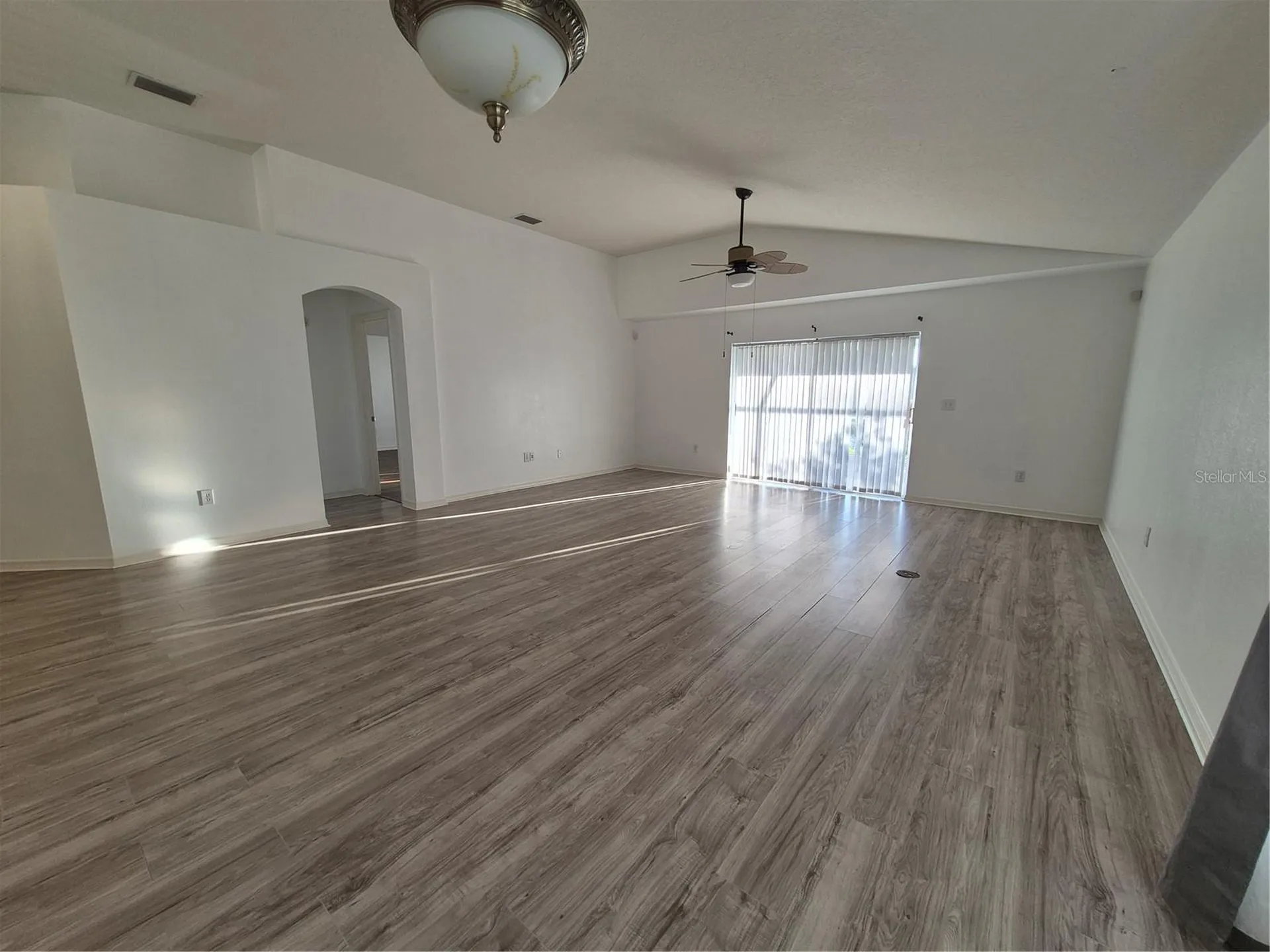 6833 Runner Oak Drive Zephyrhills FL 33545