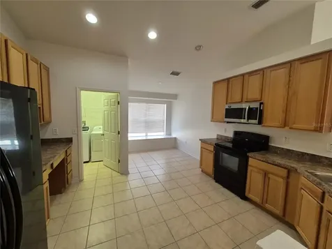 6833 Runner Oak Drive Zephyrhills FL 33545