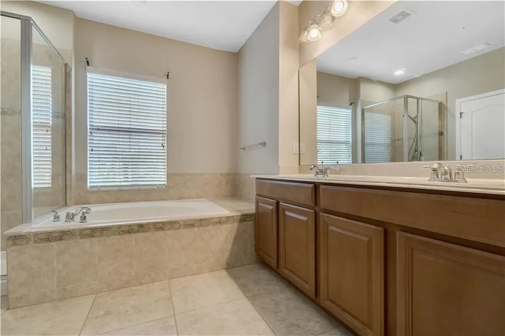 5388 Penway Drive Orlando FL 32814