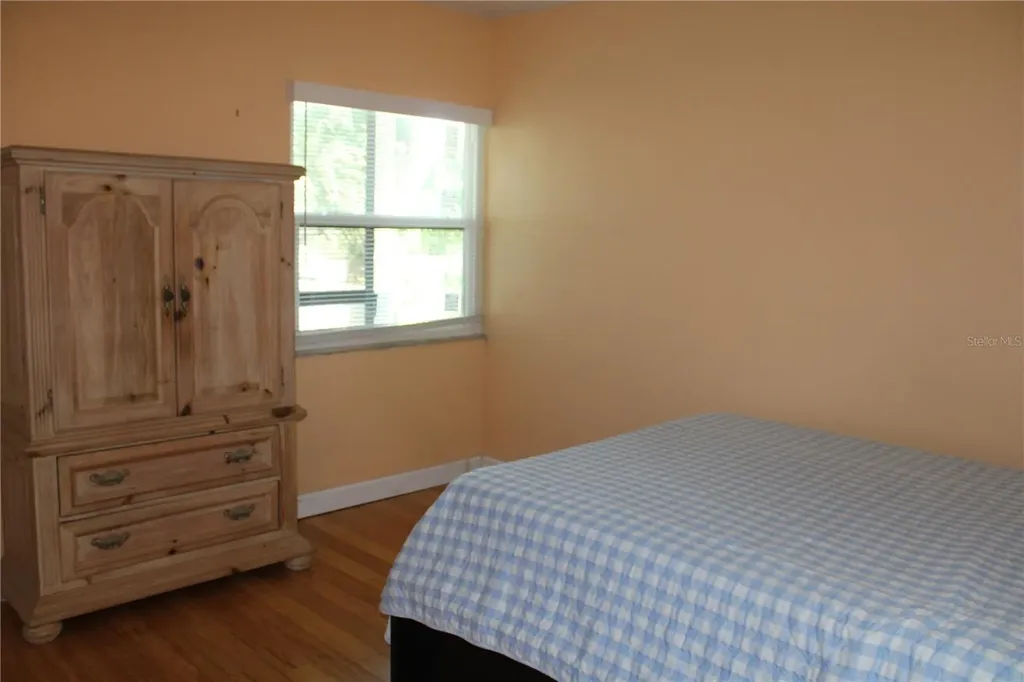 1813 Mariner Drive Tarpon Springs FL 34689