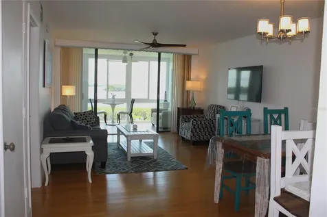 1813 Mariner Drive Tarpon Springs FL 34689