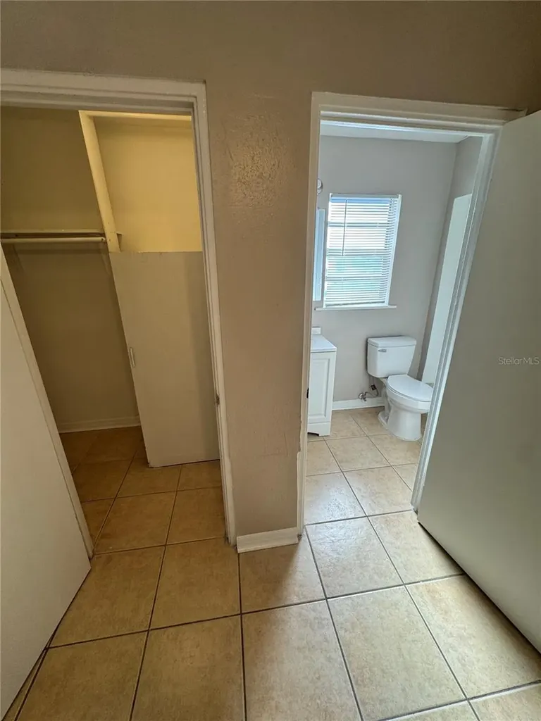 2016 E Crenshaw Street Tampa FL 33610