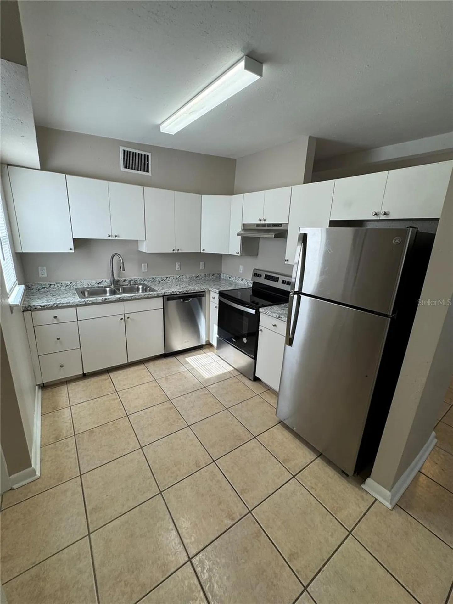 2016 E Crenshaw Street Tampa FL 33610