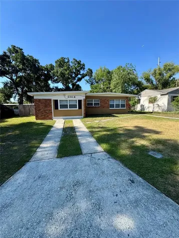 2016 E Crenshaw Street Tampa FL 33610