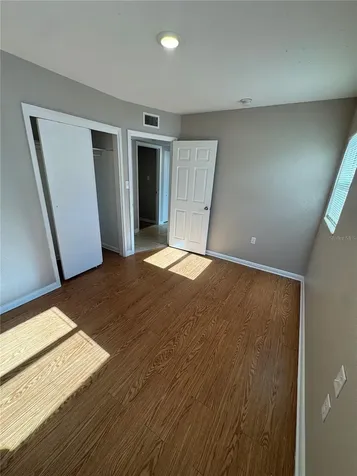 2016 E Crenshaw Street Tampa FL 33610