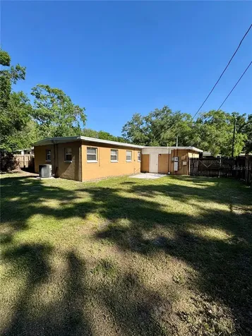 2016 E Crenshaw Street Tampa FL 33610