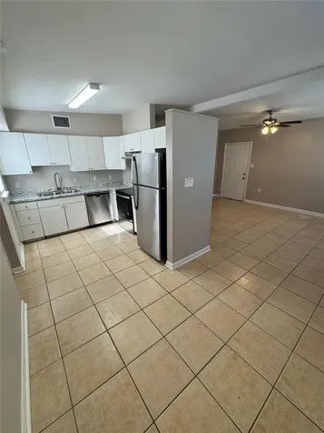 2016 E Crenshaw Street Tampa FL 33610
