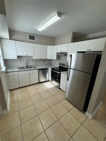 2016 E Crenshaw Street Tampa FL 33610