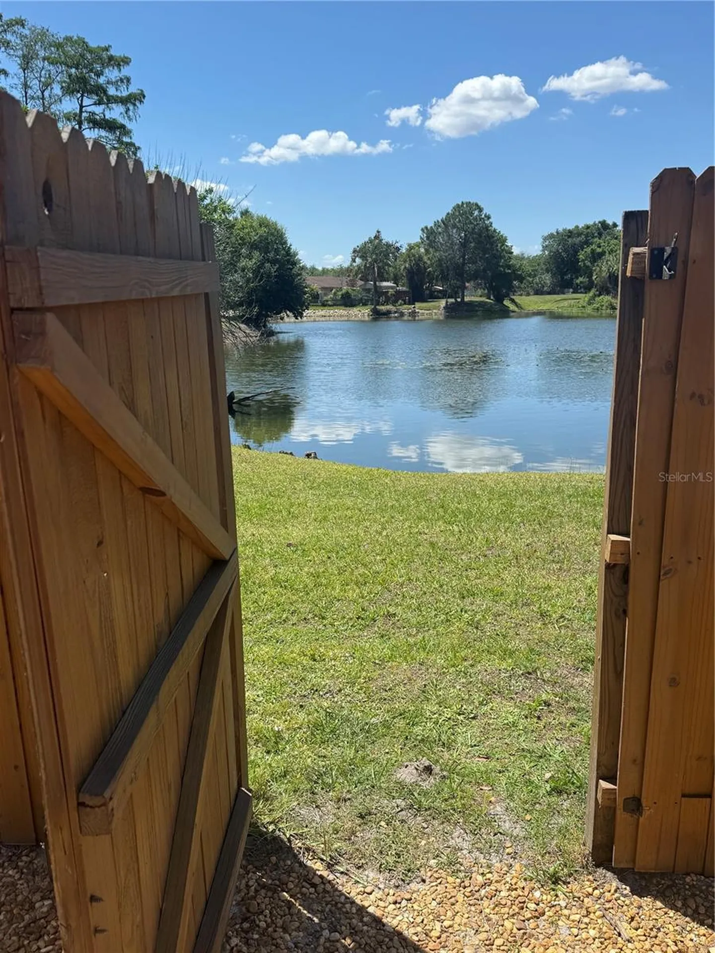 2710 Charing Cross Way Orlando FL 32837