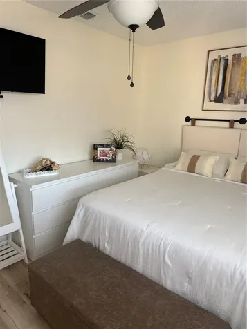 2710 Charing Cross Way Orlando FL 32837