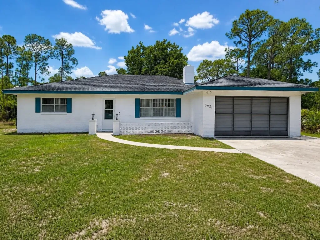 3931 Gaillardia Drive Indian Lake Estates FL 33855