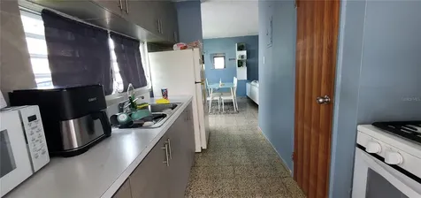 # 32 Miraflores Bayamon PR 00957