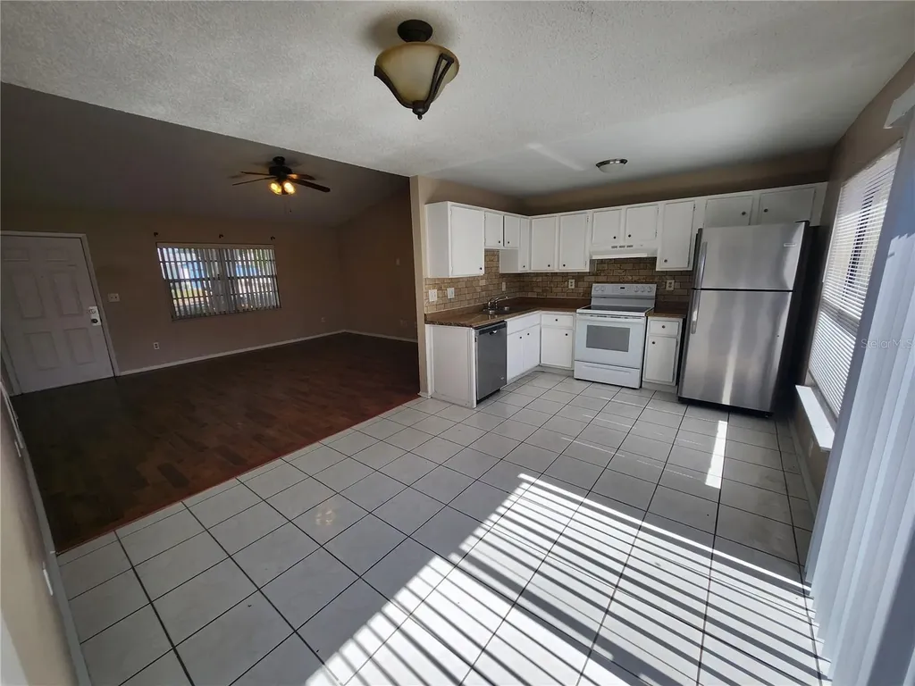 905 Old Field Drive Brandon FL 33511