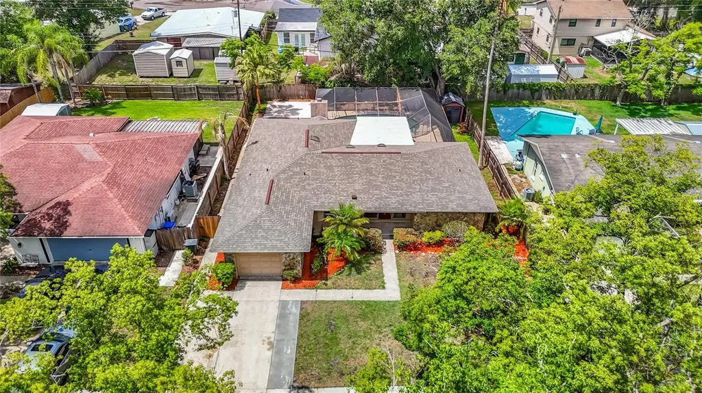 811 Ambassador Loop Tampa FL 33613