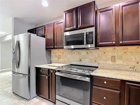 811 Ambassador Loop Tampa FL 33613