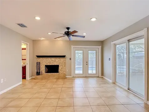 811 Ambassador Loop Tampa FL 33613