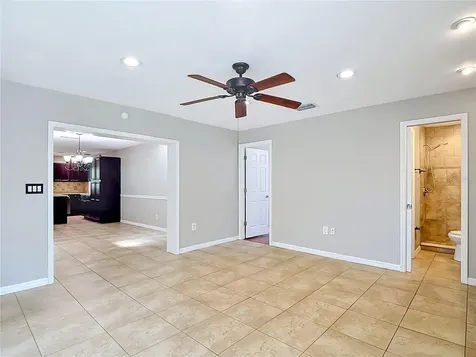 811 Ambassador Loop Tampa FL 33613