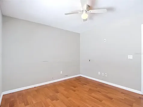 811 Ambassador Loop Tampa FL 33613