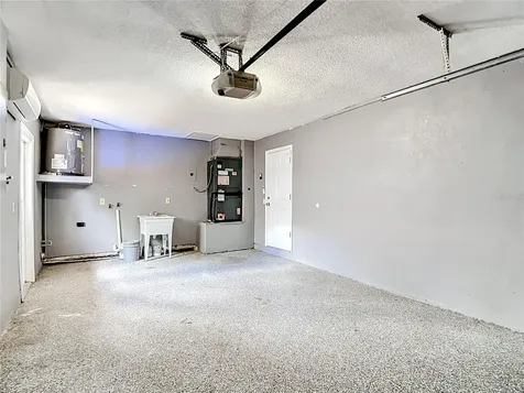 811 Ambassador Loop Tampa FL 33613