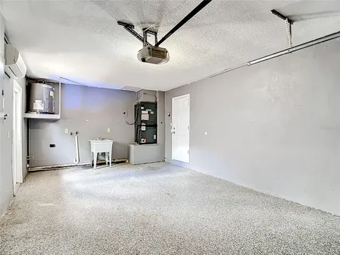 811 Ambassador Loop Tampa FL 33613