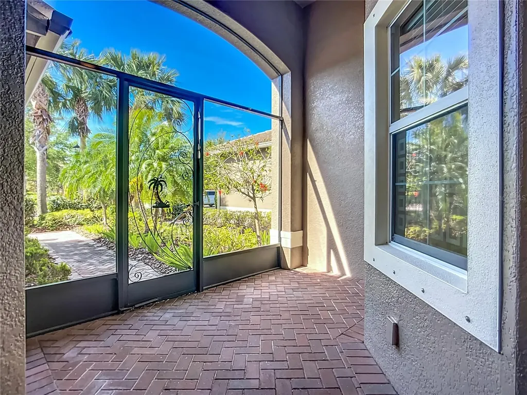 15646 Aurora Lake Circle Wimauma FL 33598