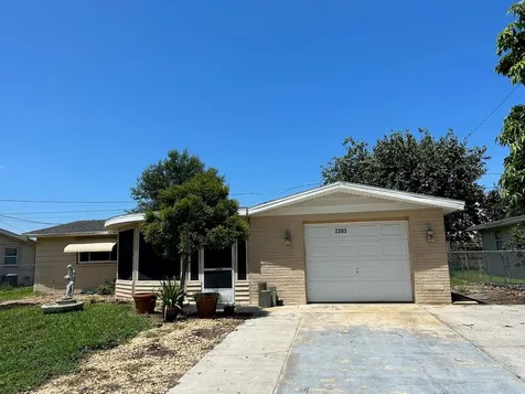 2203 Maureen Drive Holiday FL 34690