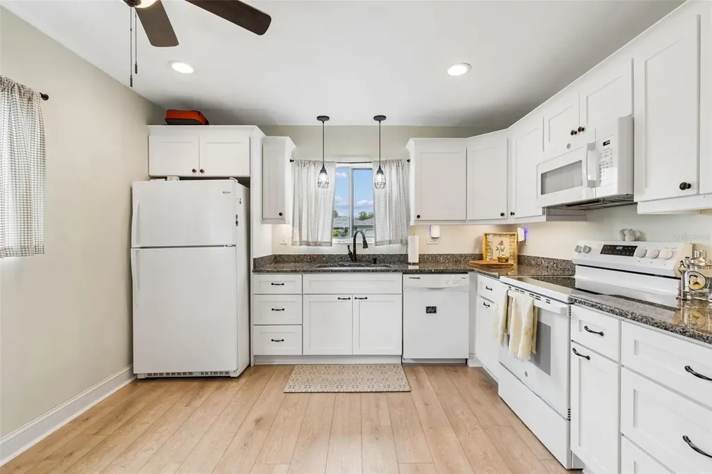 4733 Ridge Point Drive Tampa FL 33624