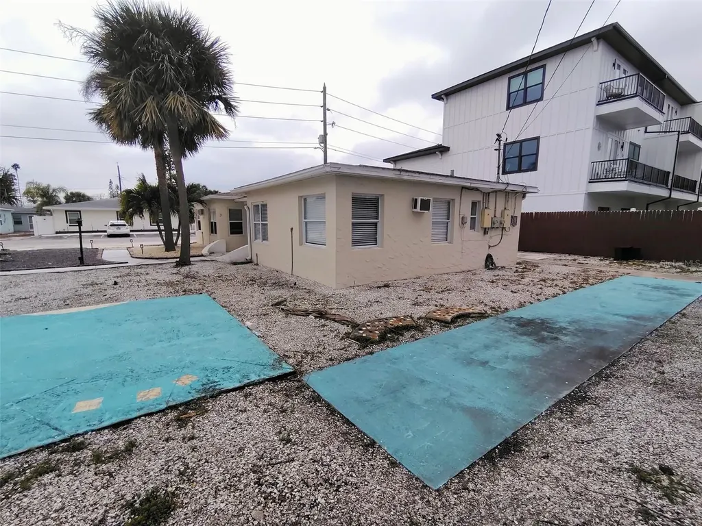 115 145th Avenue E Madeira Beach FL 33708